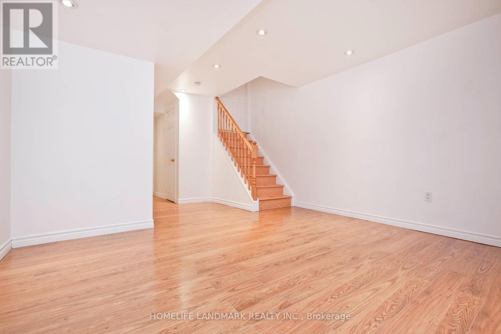 47 Waterton Crescent Property Photo 17
