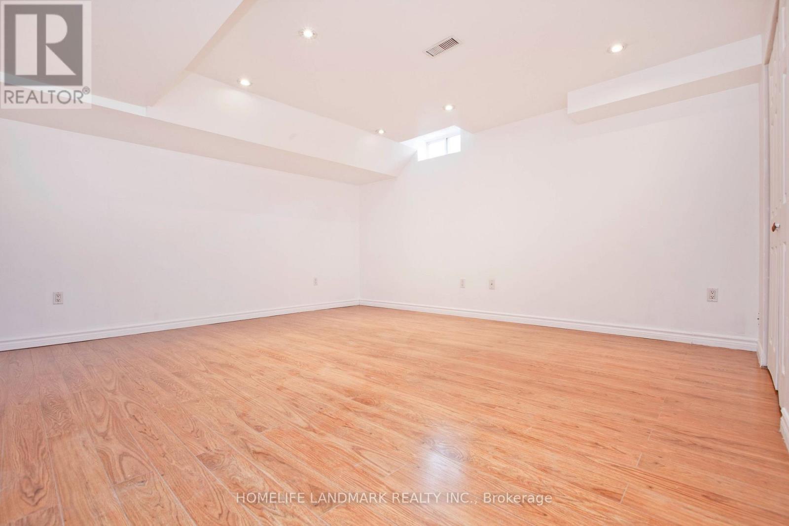47 Waterton Crescent Property Photo 18