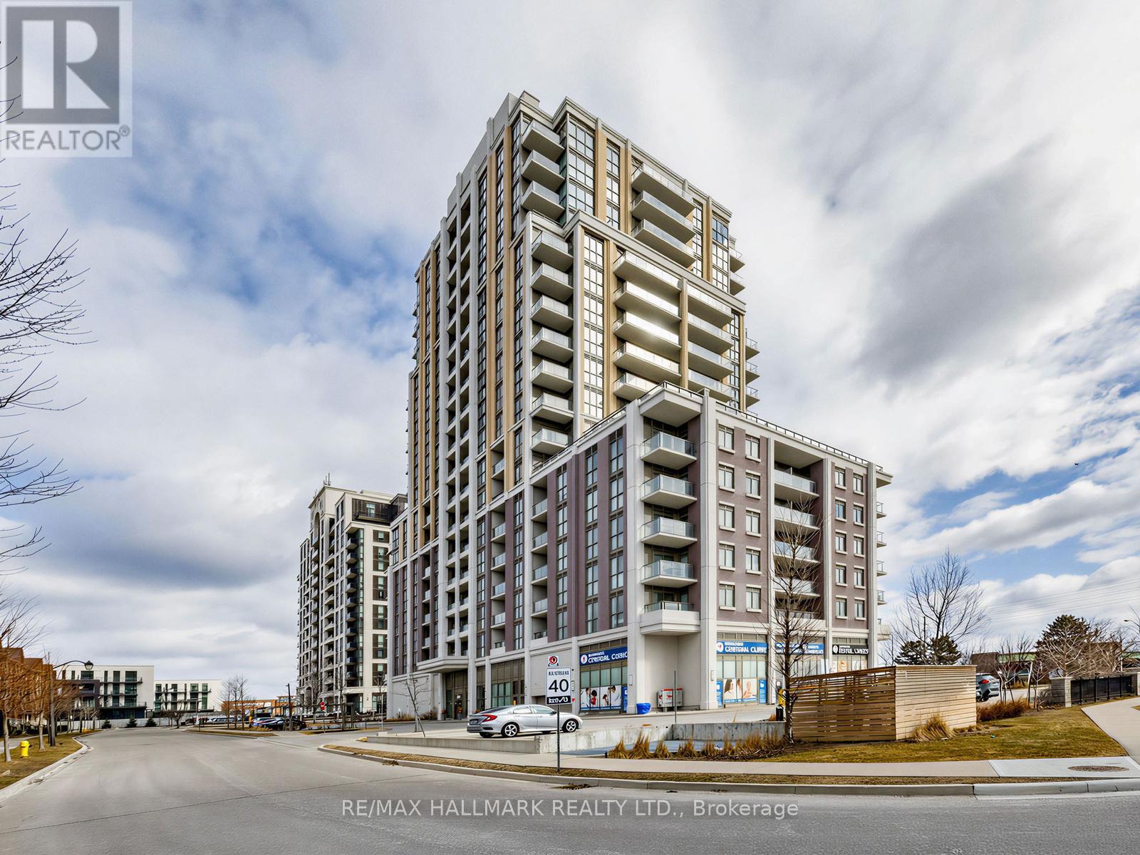 1112 - 9560 Markham Road Photo de la propriété 1