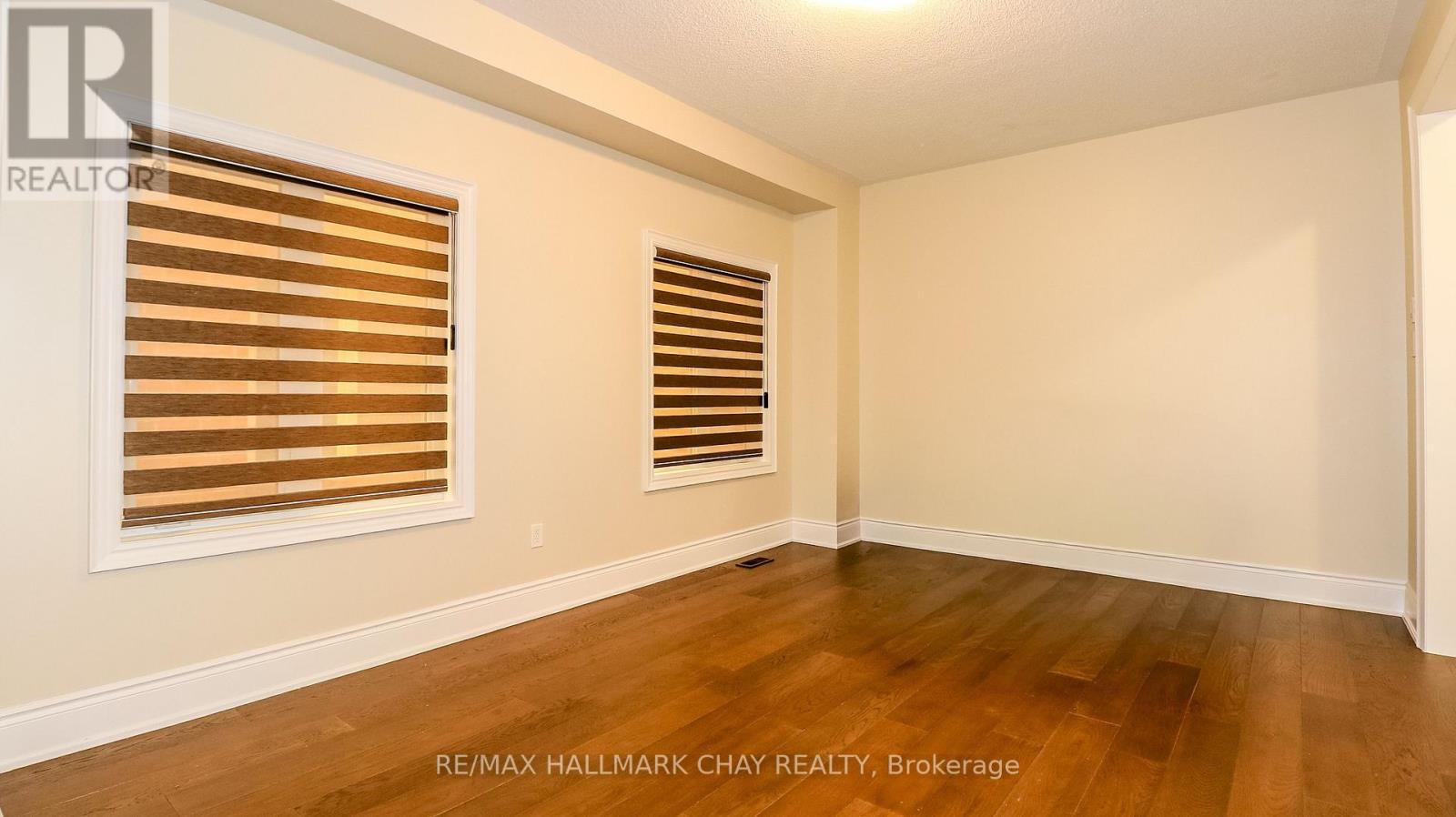 142 Gold Park Gate Property Photo 7