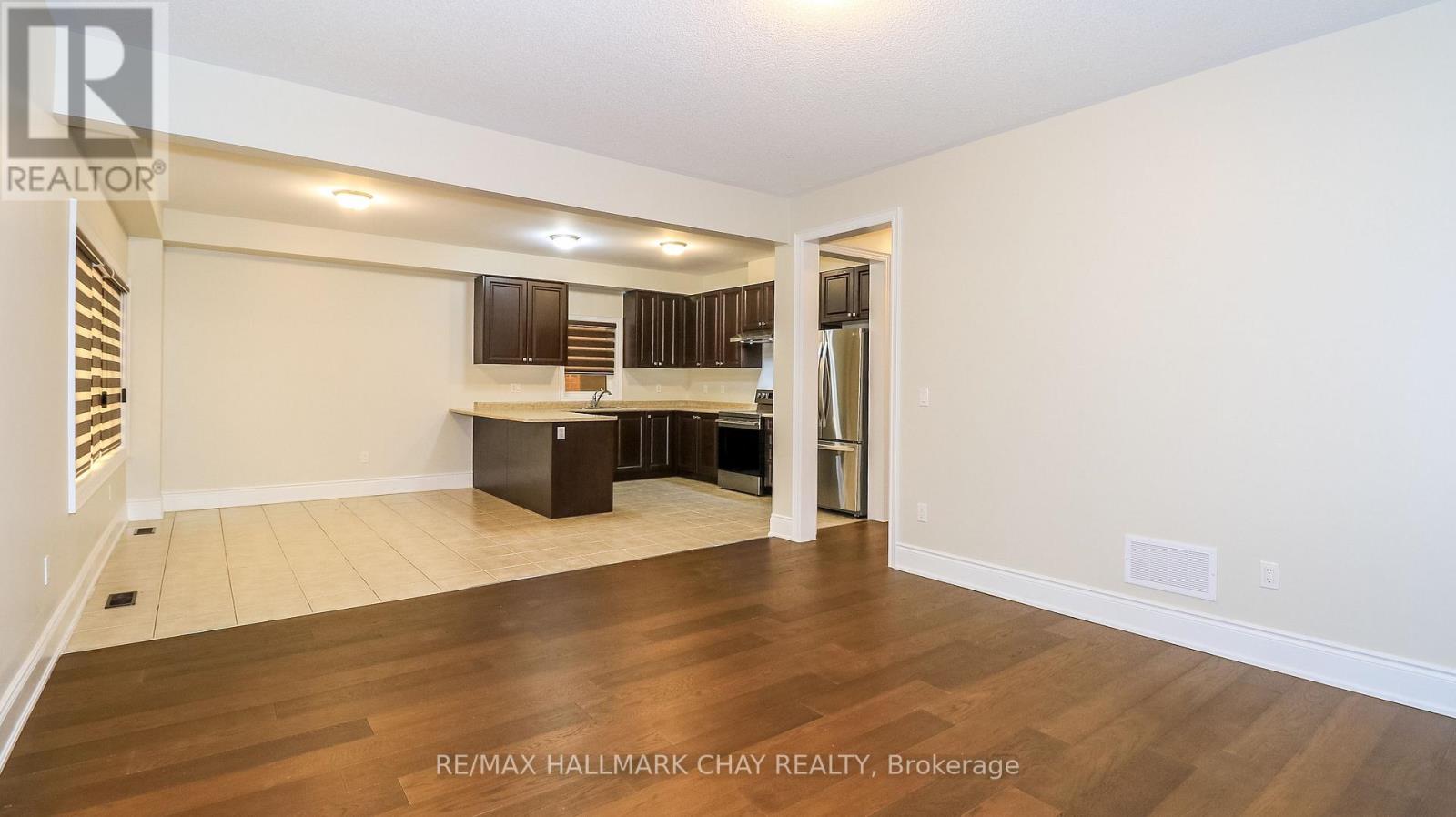 142 Gold Park Gate Property Photo 15