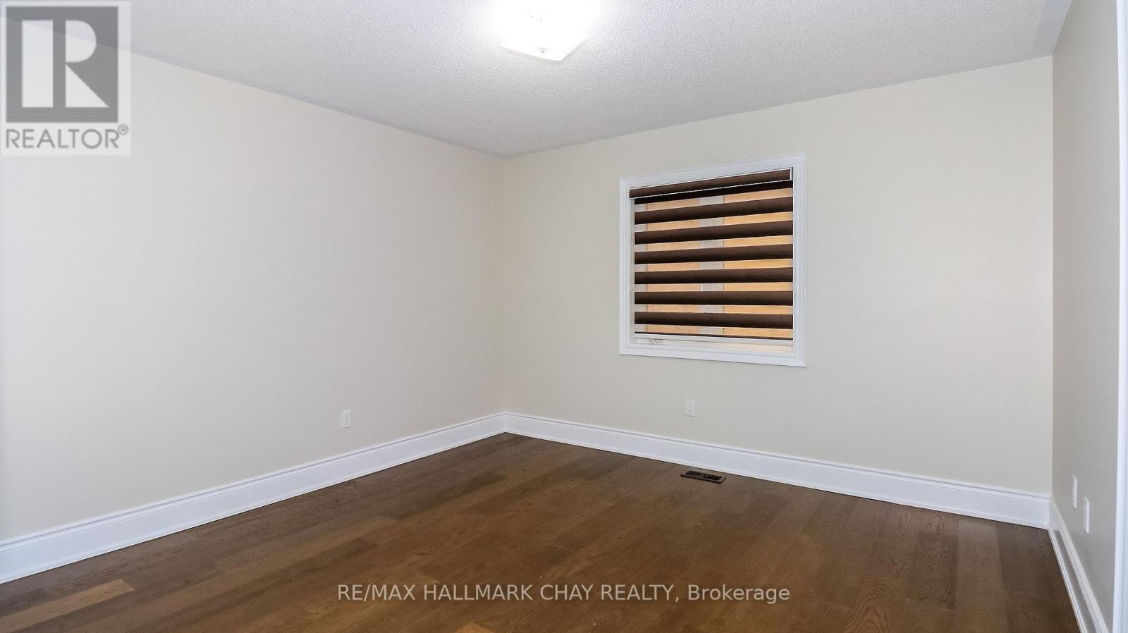 142 Gold Park Gate Property Photo 30