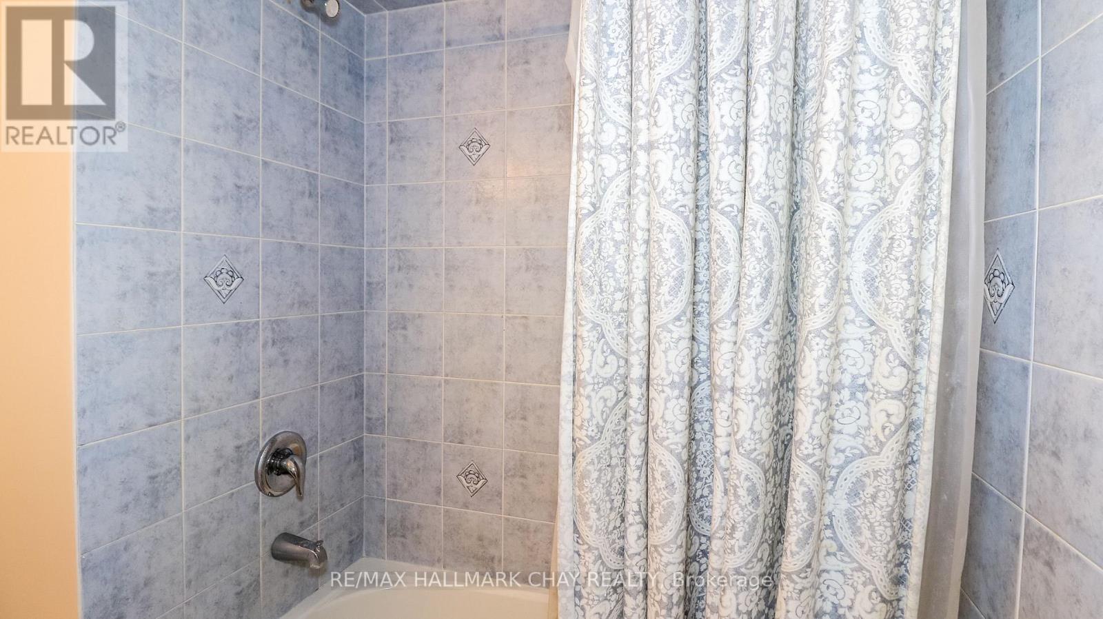 142 Gold Park Gate Property Photo 36