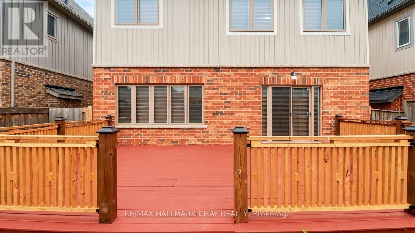 142 Gold Park Gate Property Photo 42