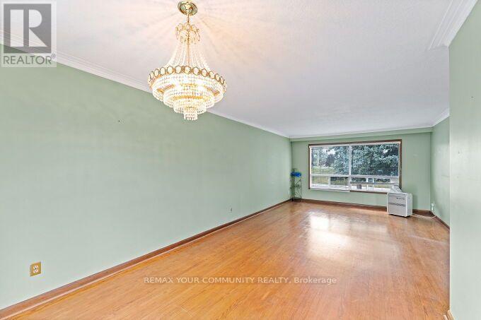 225 16th Avenue Property Photo 10