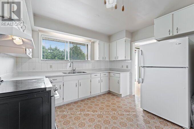 225 16th Avenue Property Photo 13