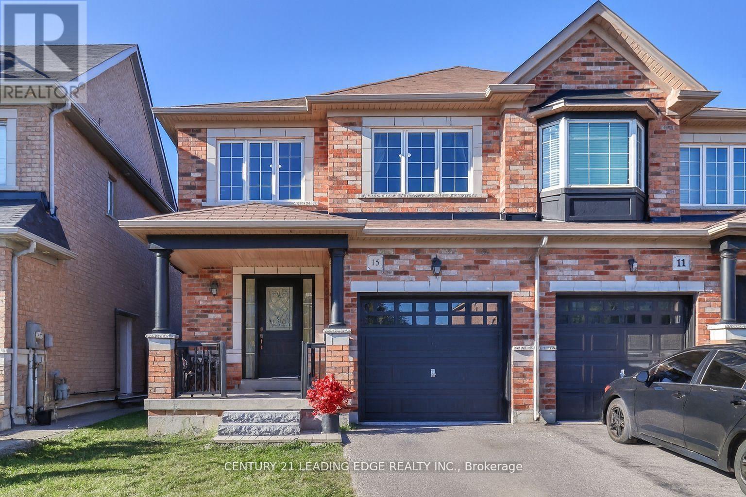 15 Robertdale Court Property Photo 1