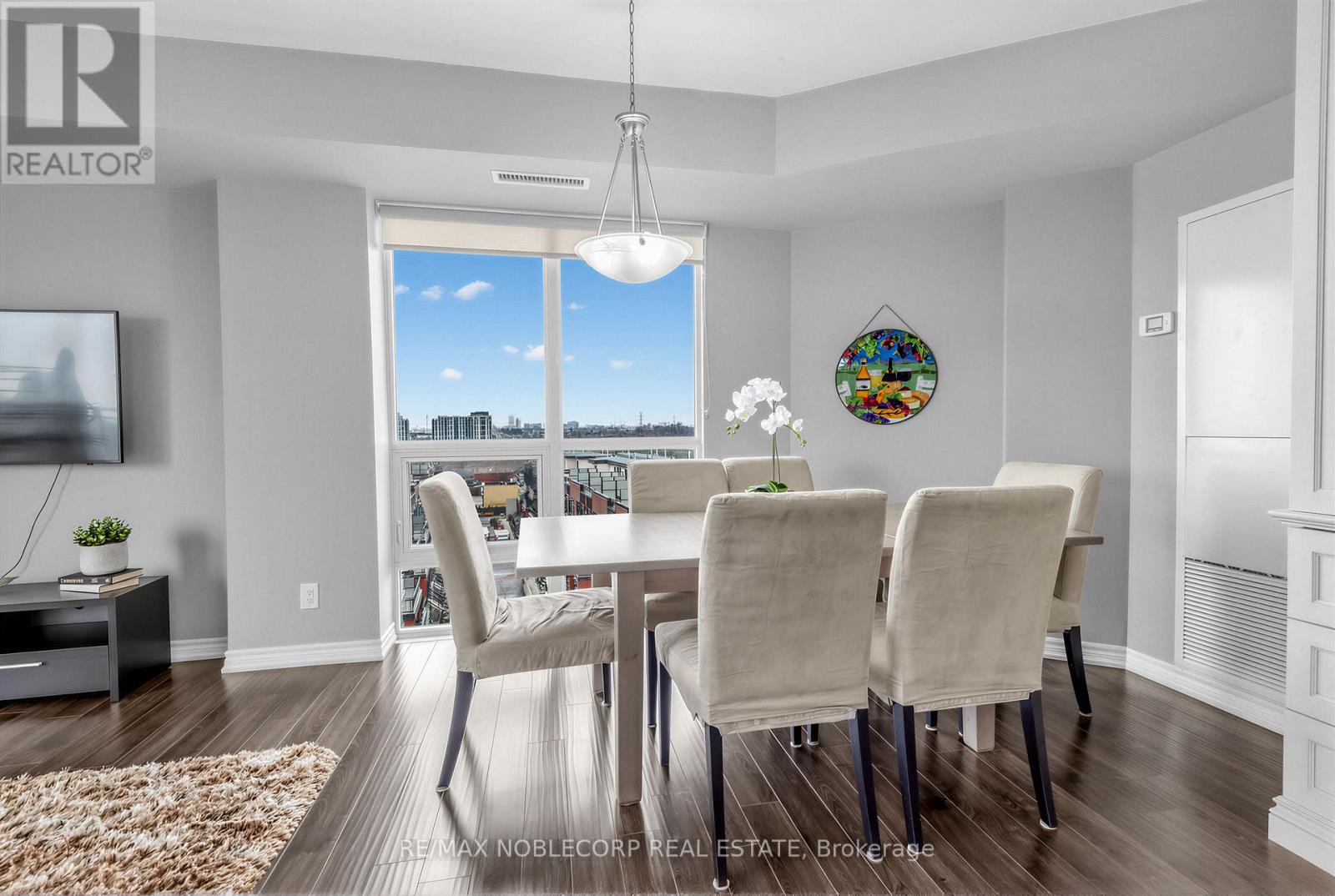 610 - 7730 Kipling Avenue Property Photo 7