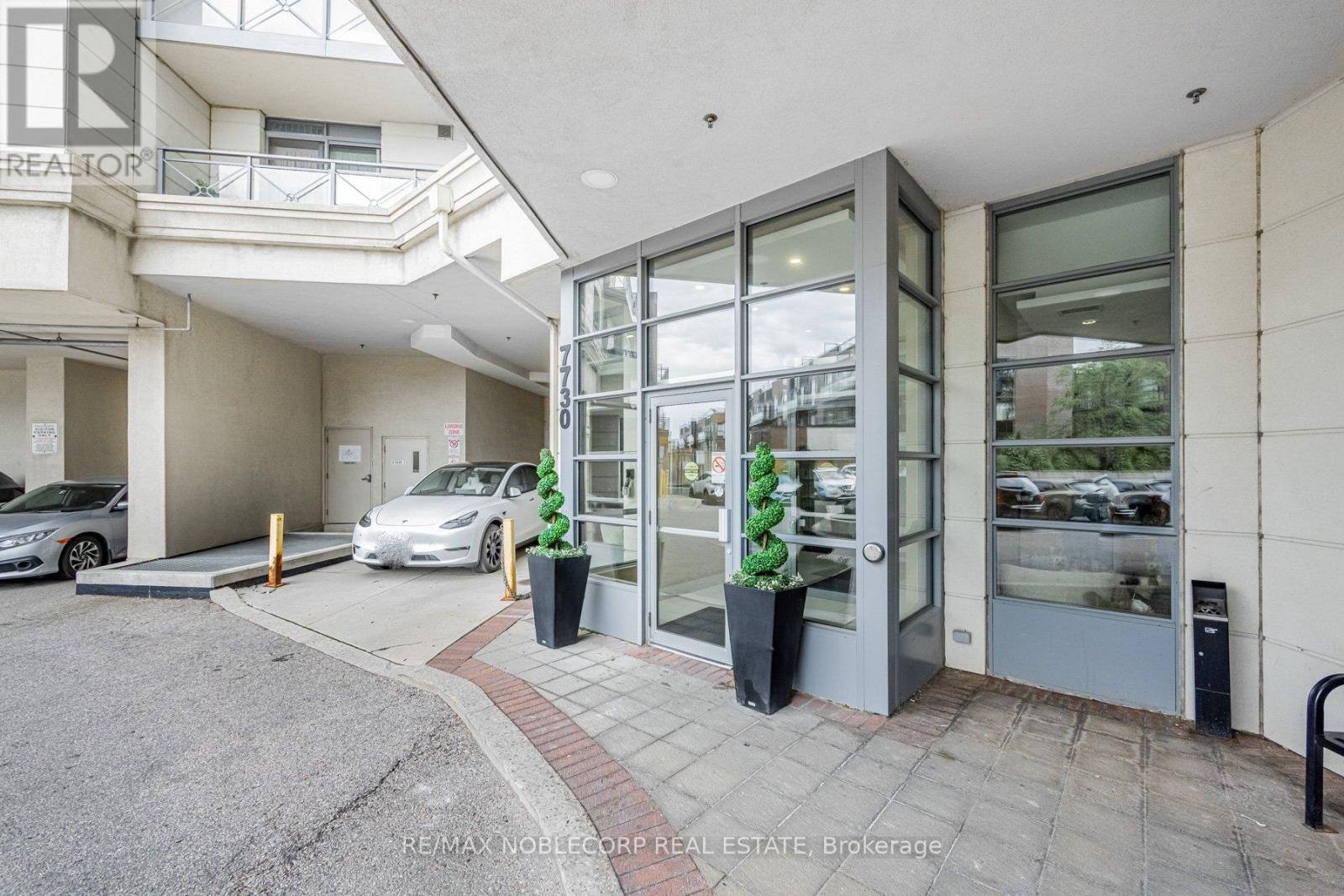 610 - 7730 Kipling Avenue Property Photo 22