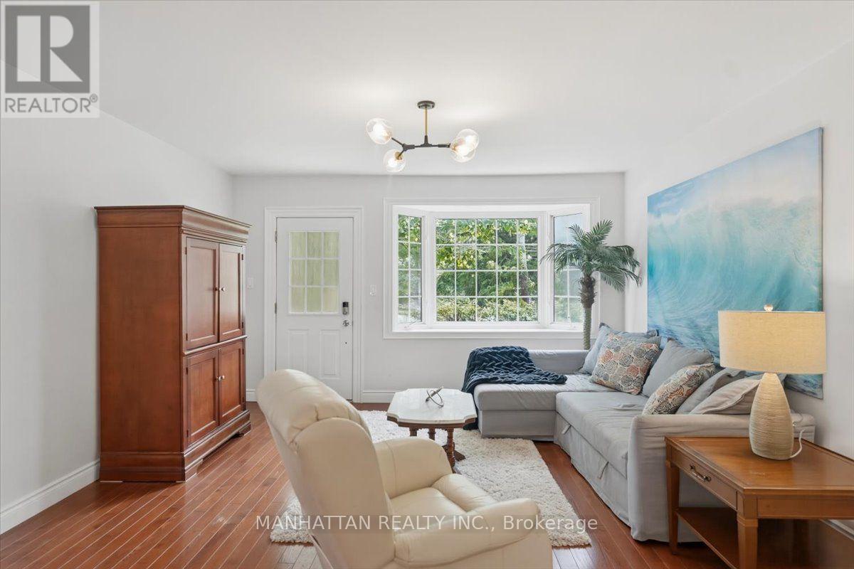 10 Victor Drive Property Photo 3