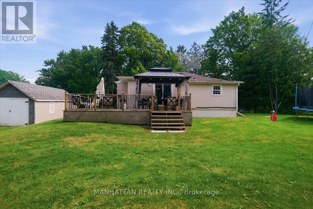10 Victor Drive Property Photo 23
