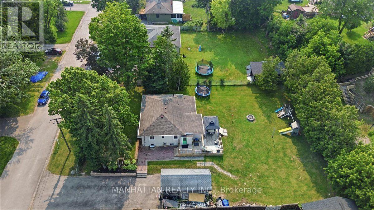 10 Victor Drive Property Photo 25