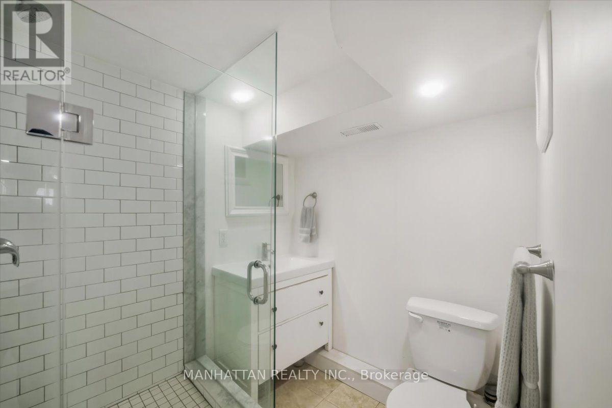 10 Victor Drive Property Photo 36