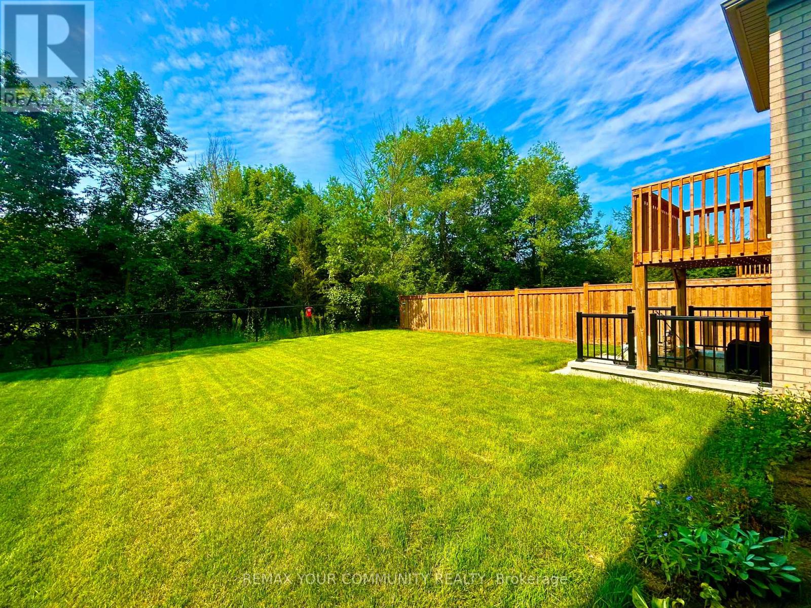 24 Baycroft Boulevard Property Photo 2
