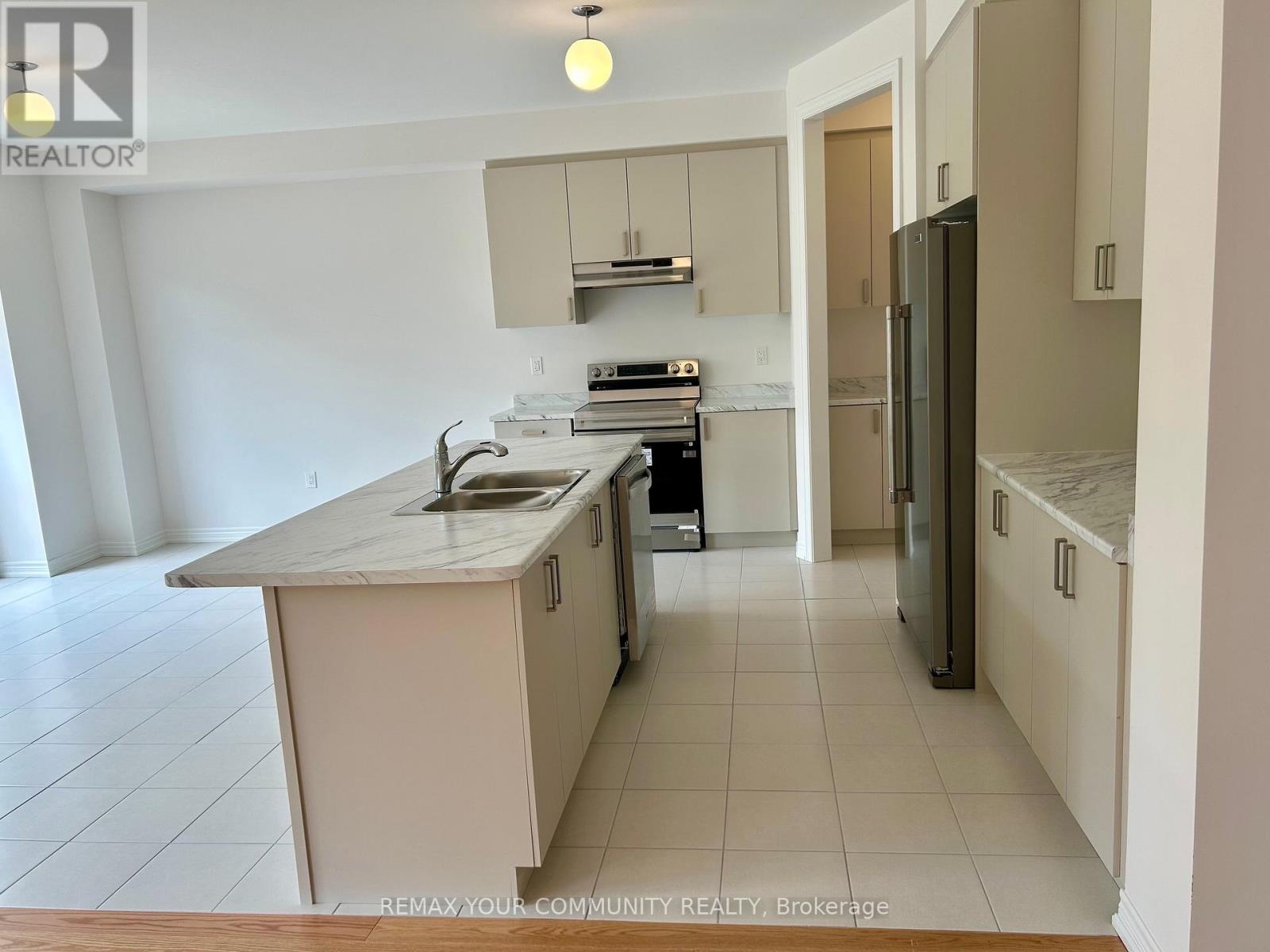 24 Baycroft Boulevard Property Photo 16
