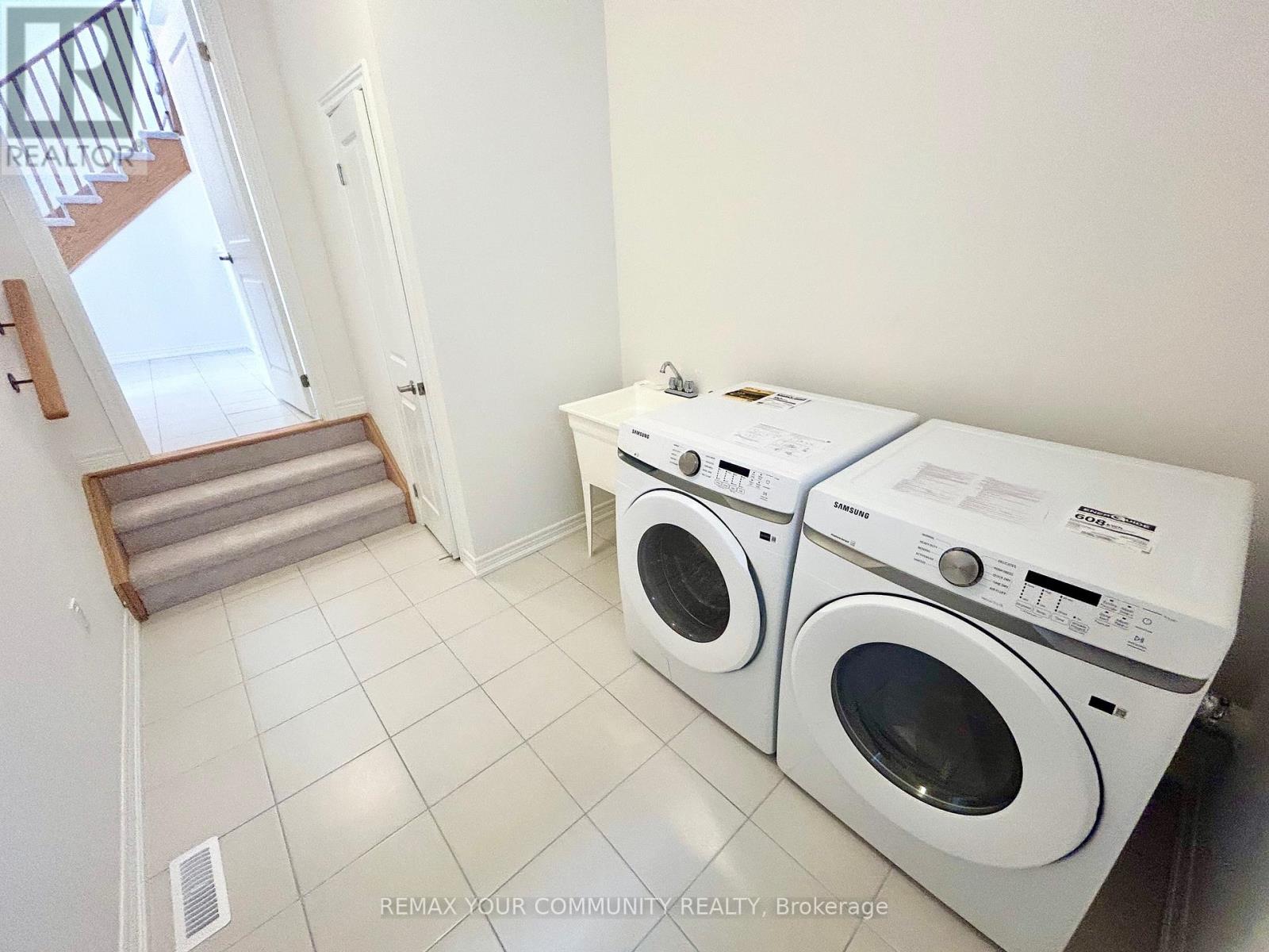 24 Baycroft Boulevard Property Photo 31
