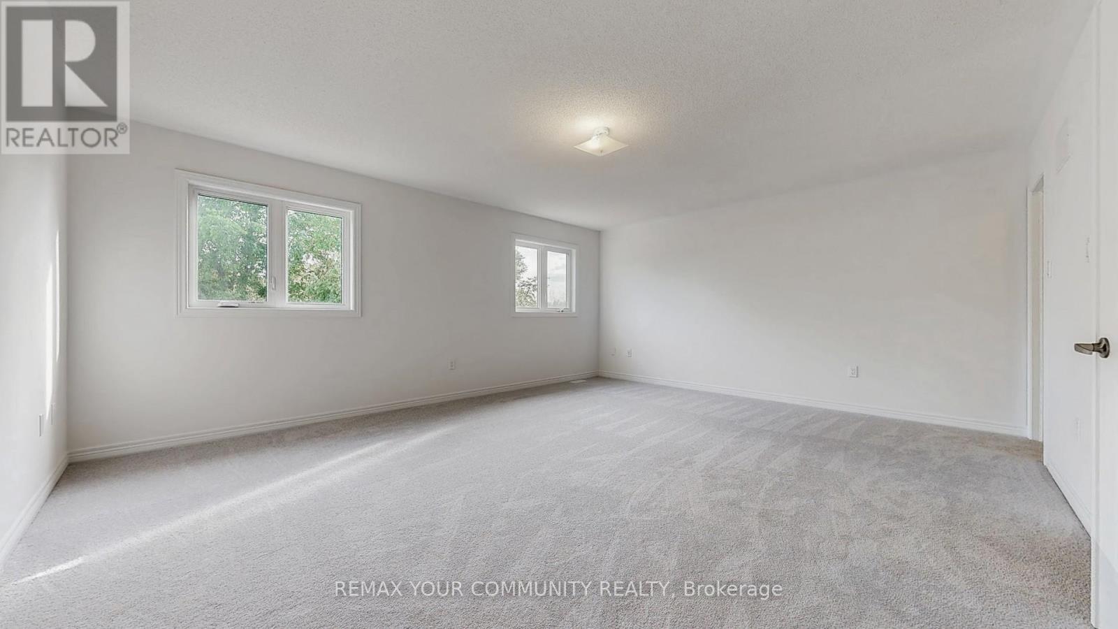24 Baycroft Boulevard Property Photo 35