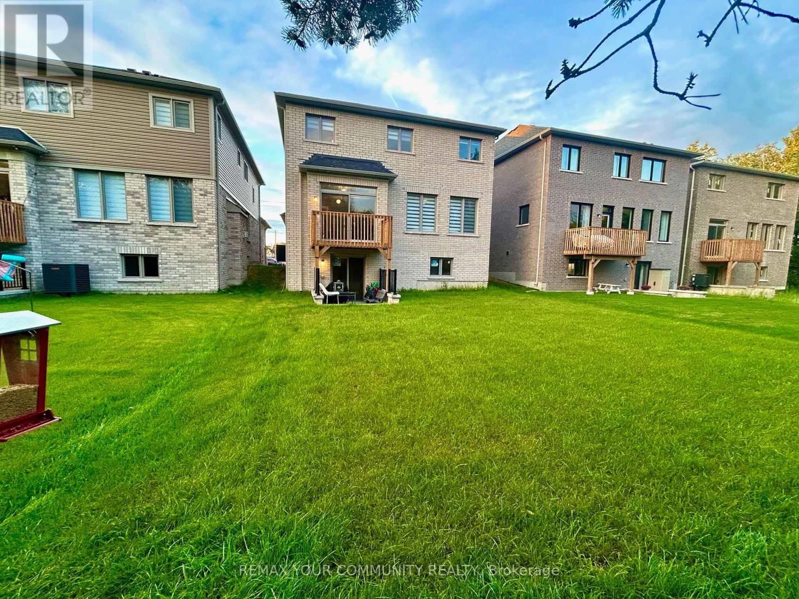 24 Baycroft Boulevard Property Photo 48