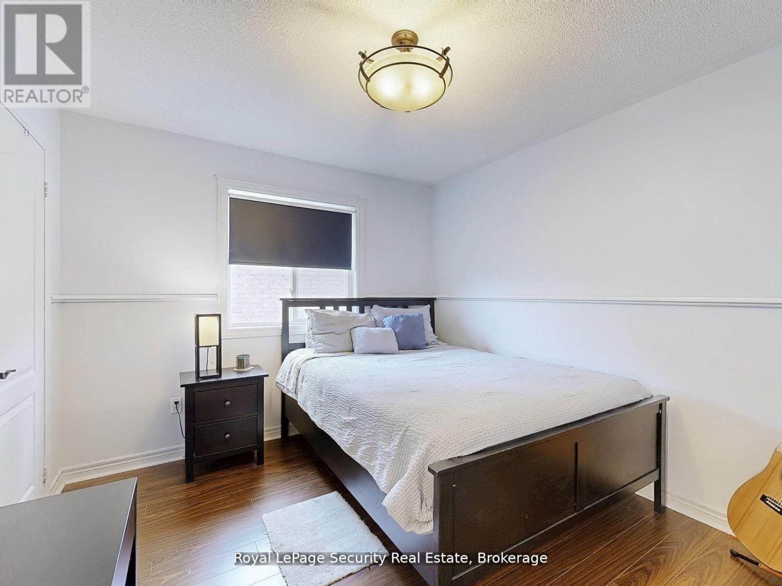 128 Daiseyfield Crescent Property Photo 32