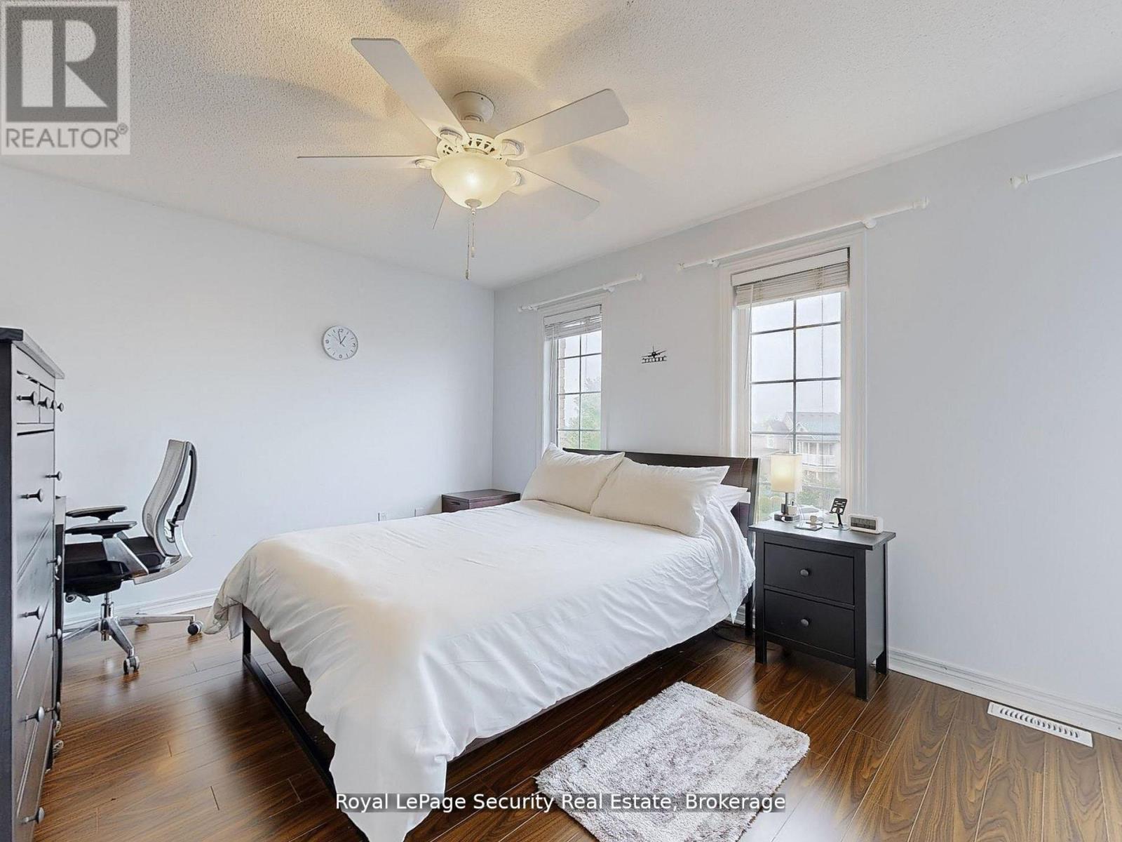 128 Daiseyfield Crescent Property Photo 33