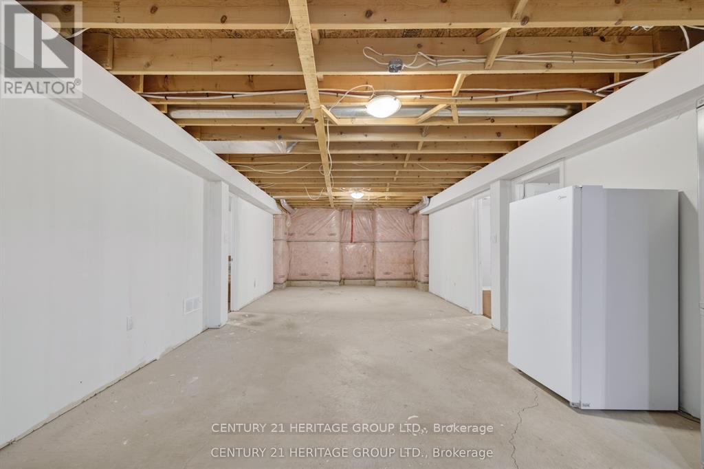 136 Riveredge Drive Property Photo 31