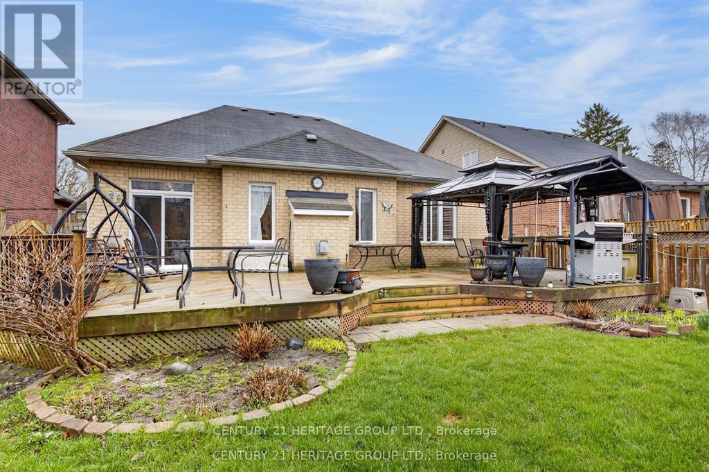 136 Riveredge Drive Property Photo 34