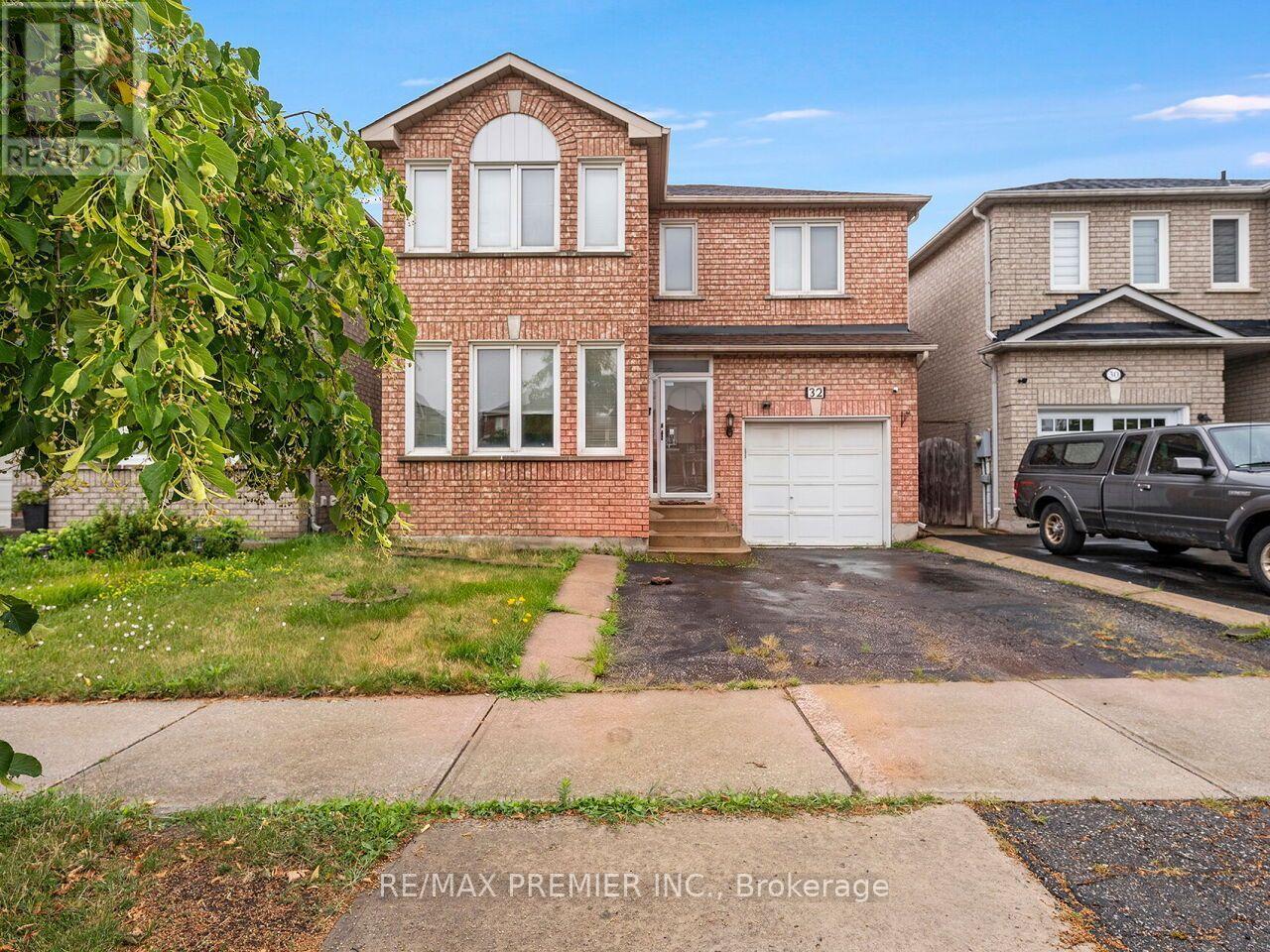 32 Stonebriar Drive Property Photo 2