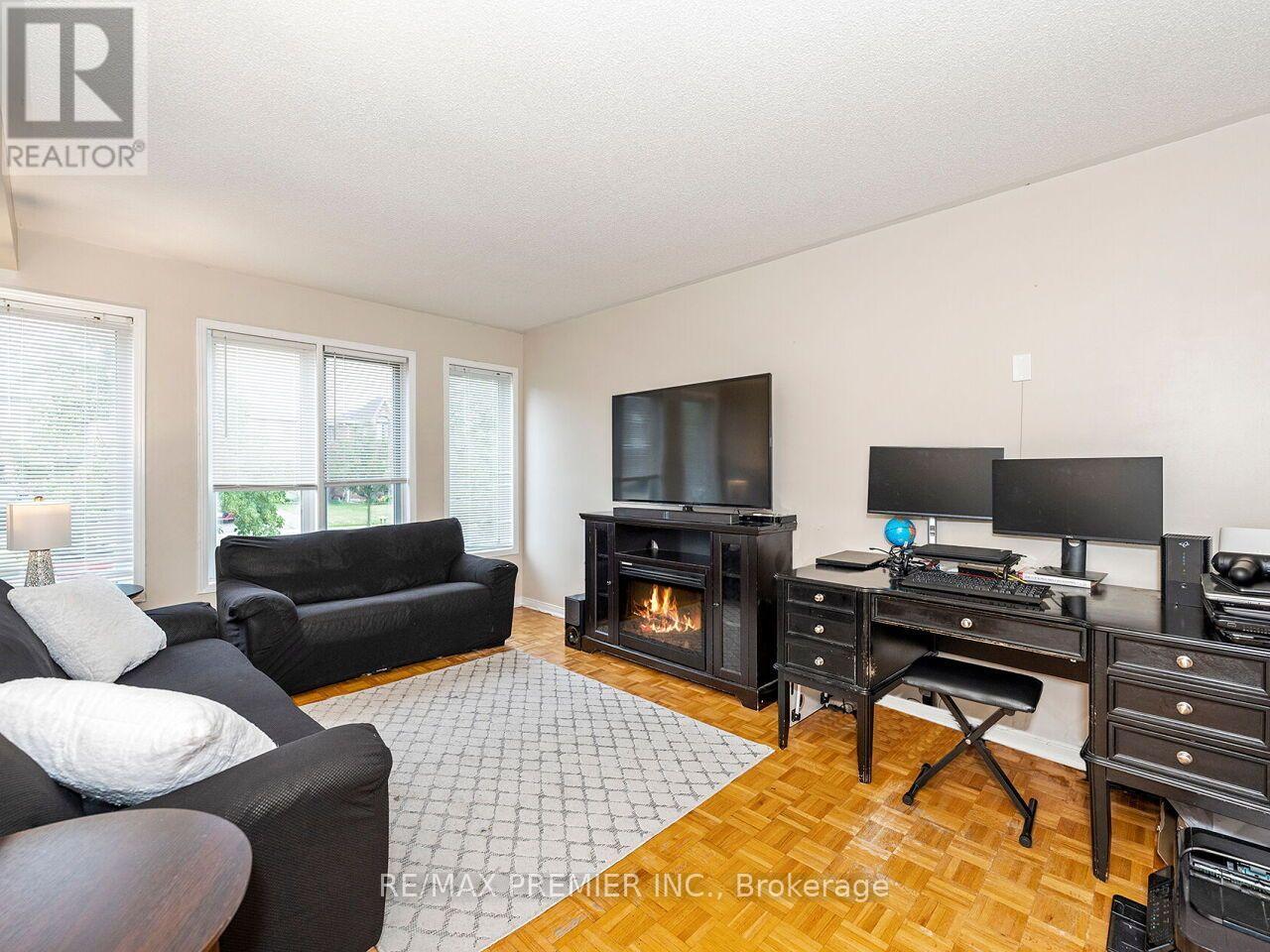 32 Stonebriar Drive Property Photo 7