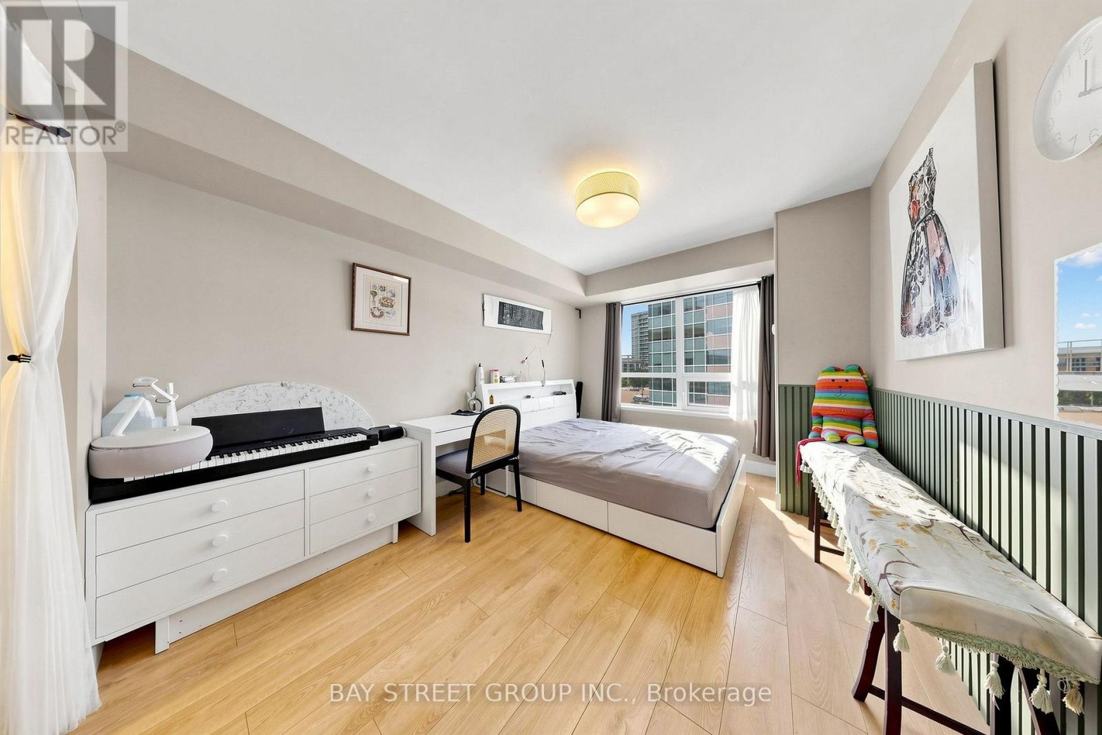 612 - 55 South Town Centre Boulevard Property Photo 26