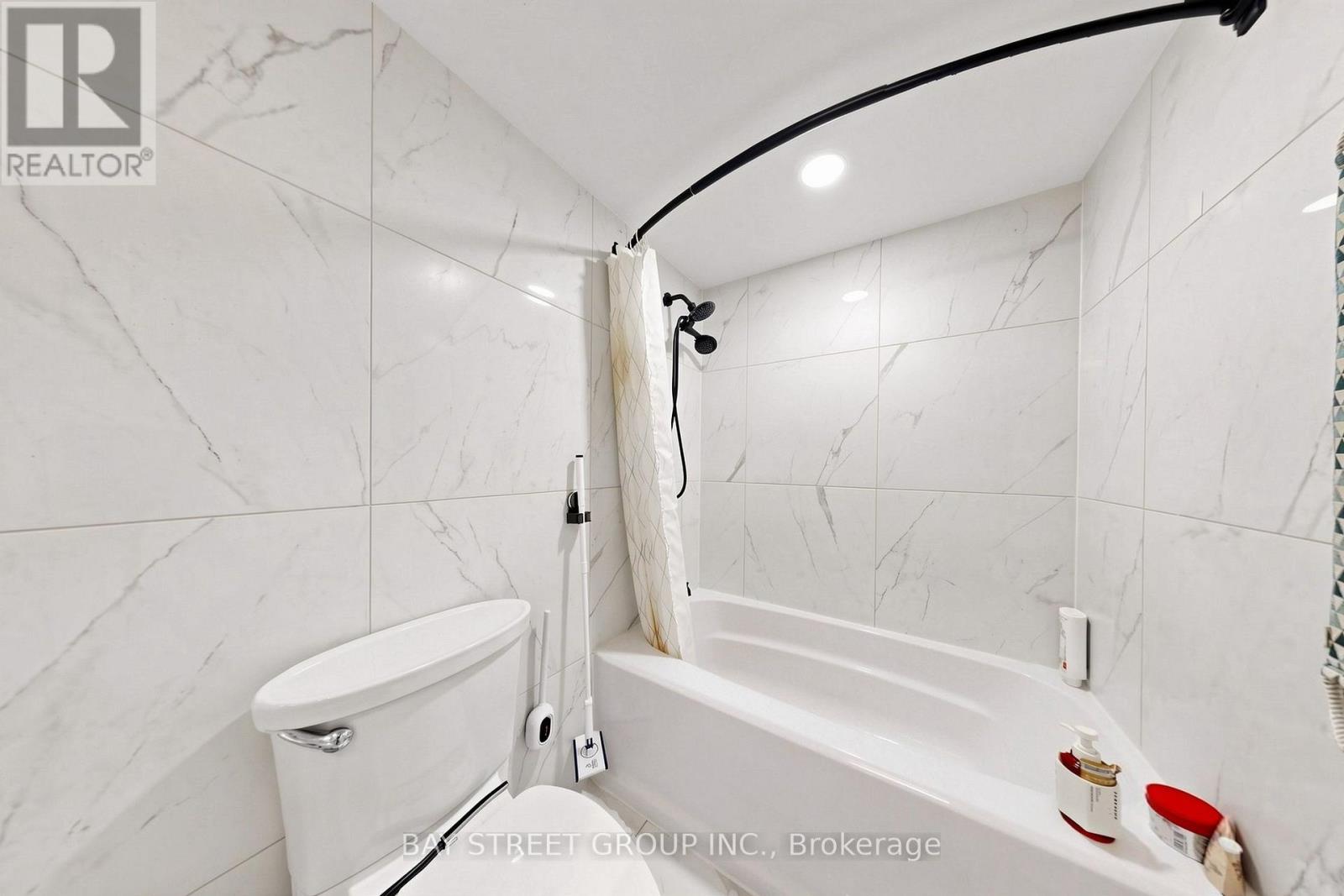 612 - 55 South Town Centre Boulevard Property Photo 29