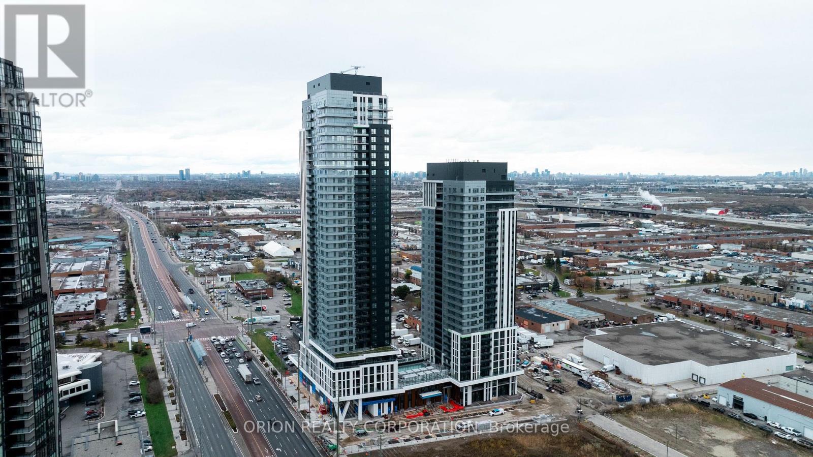 211 - 5 MEADOWDALE ROAD