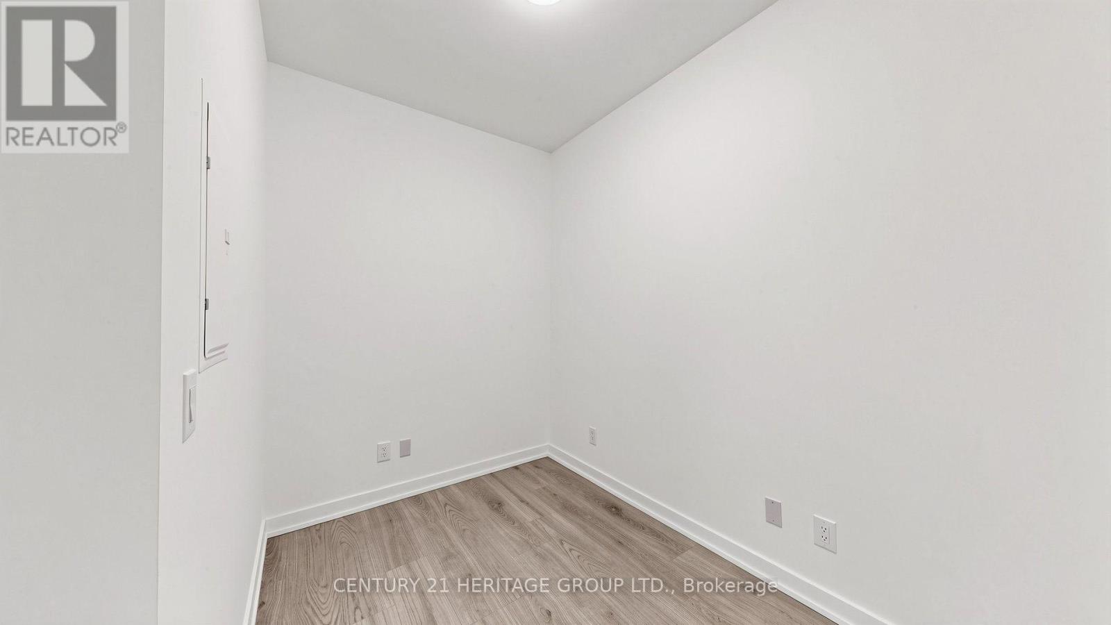 718 - 8888 Yonge Street Property Photo 21