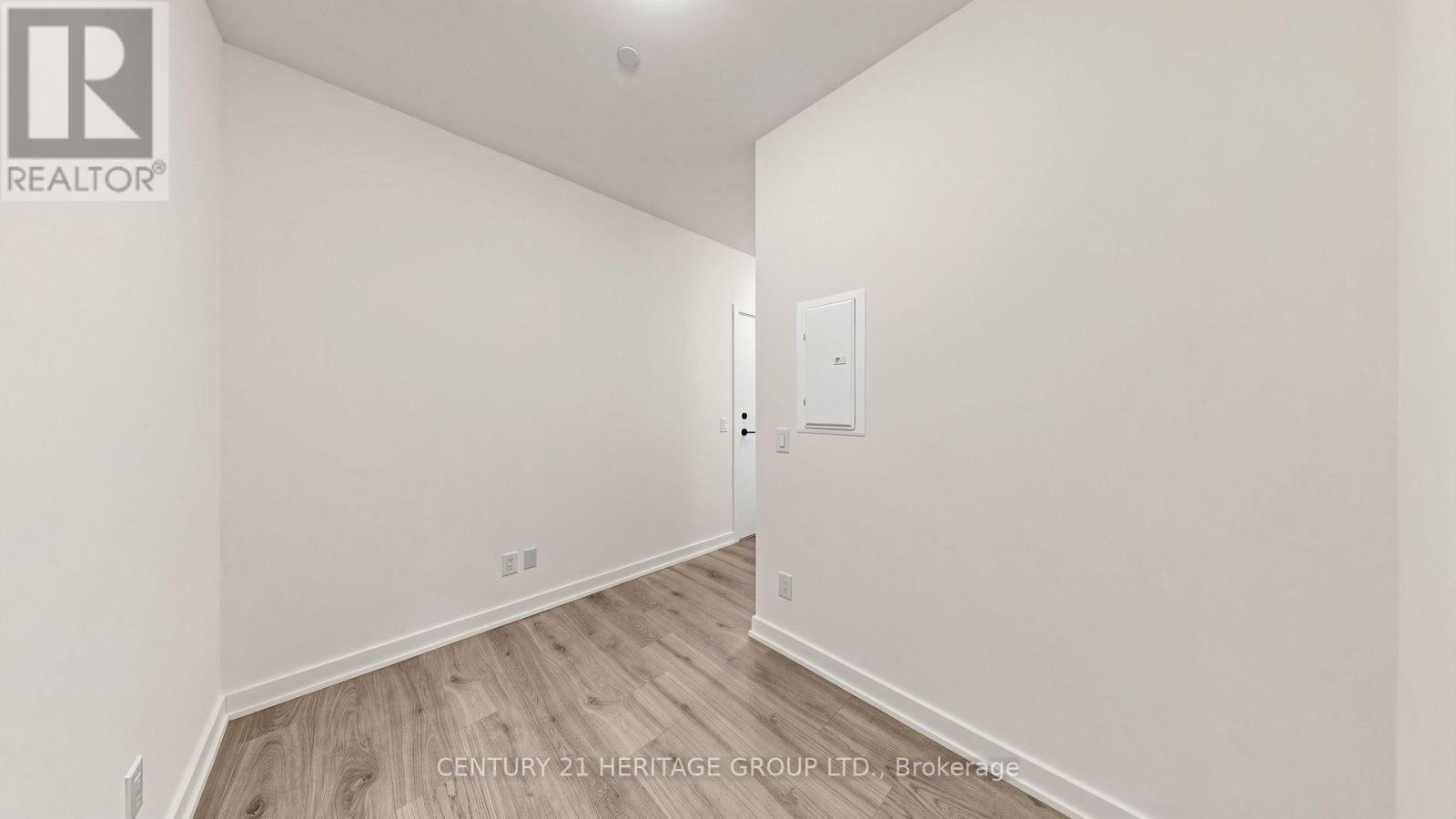 718 - 8888 Yonge Street Property Photo 23
