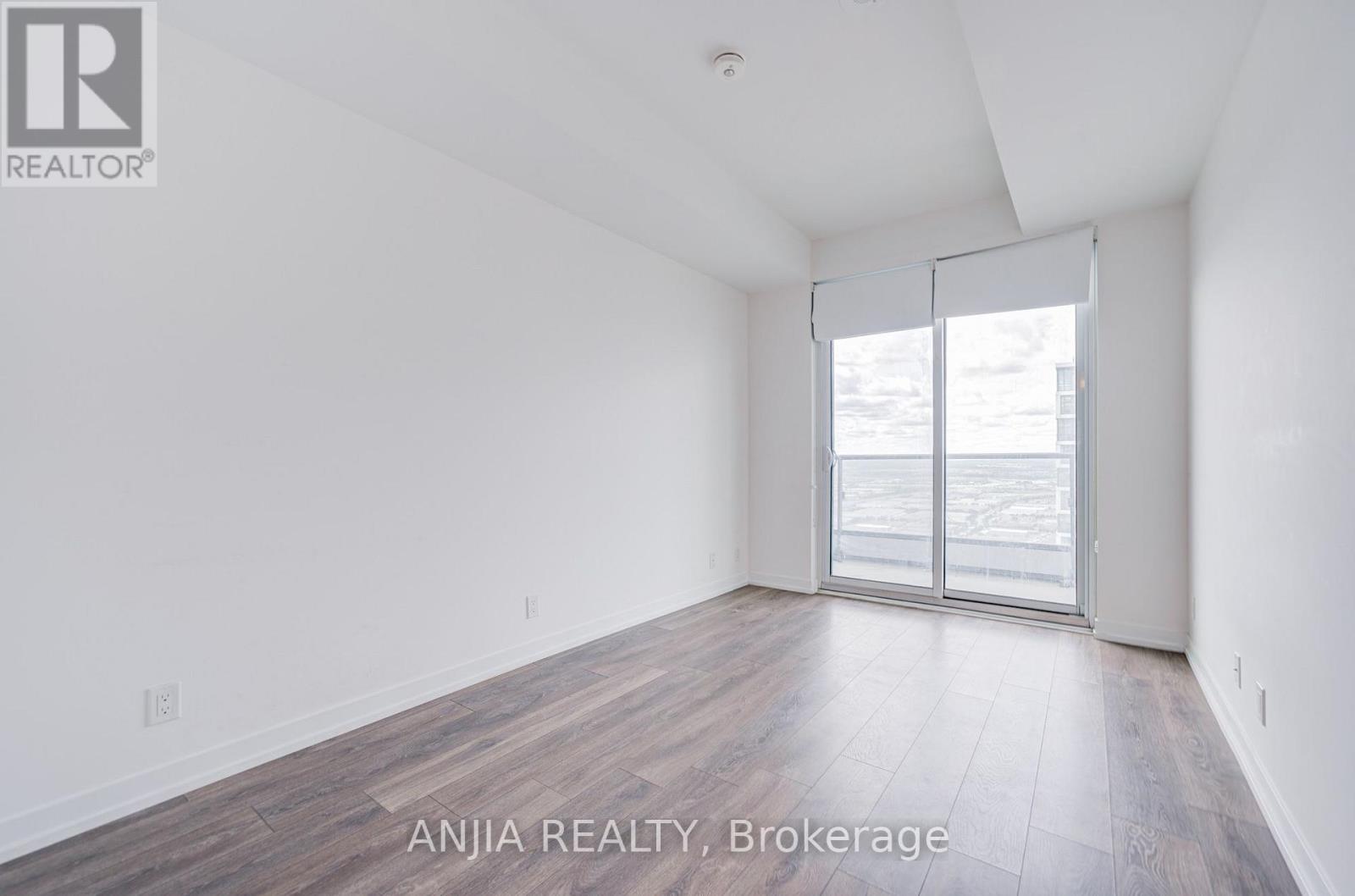 6102 - 5 Buttermill Avenue Property Photo 35