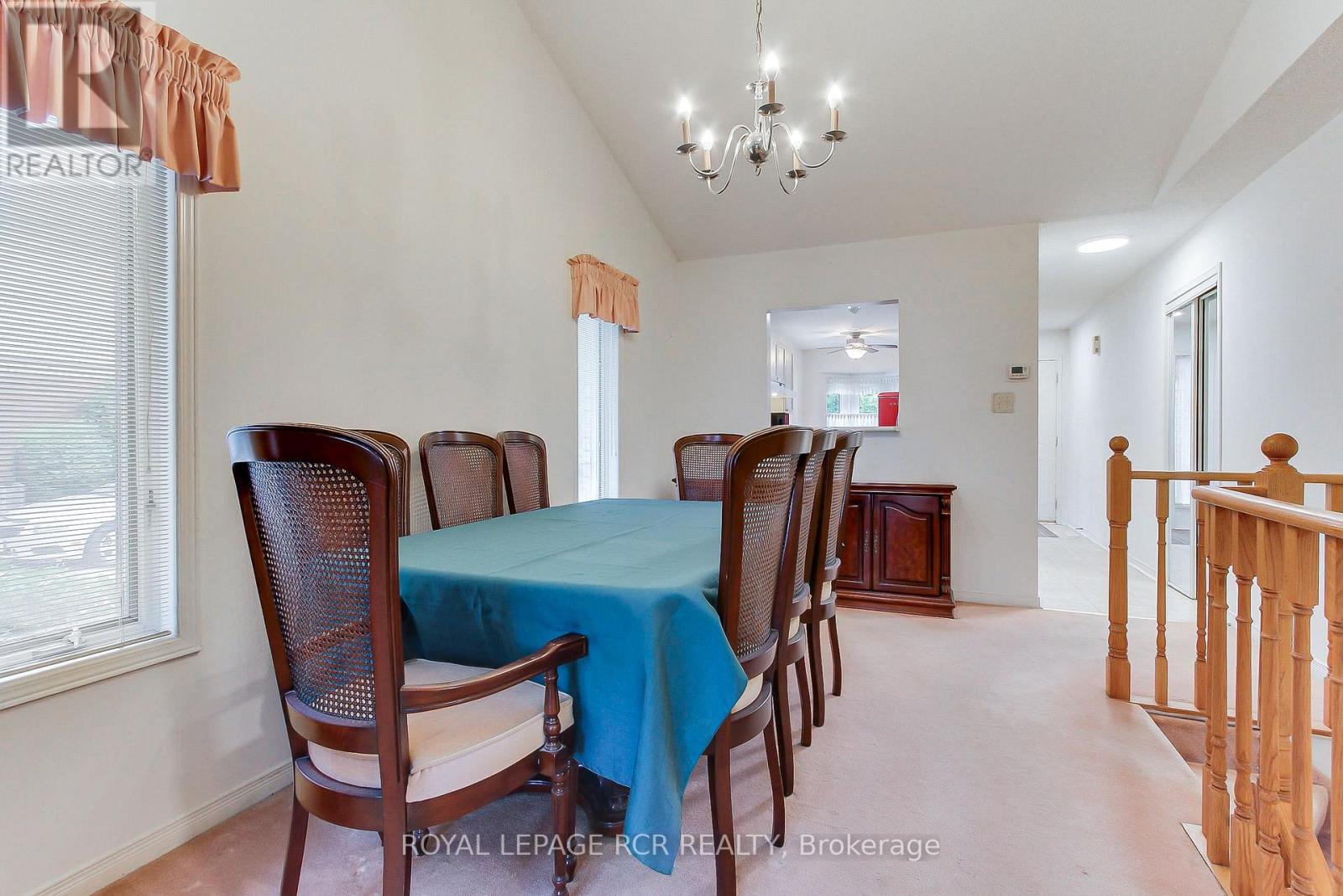 16 - 121 Green Briar Road Property Photo 14