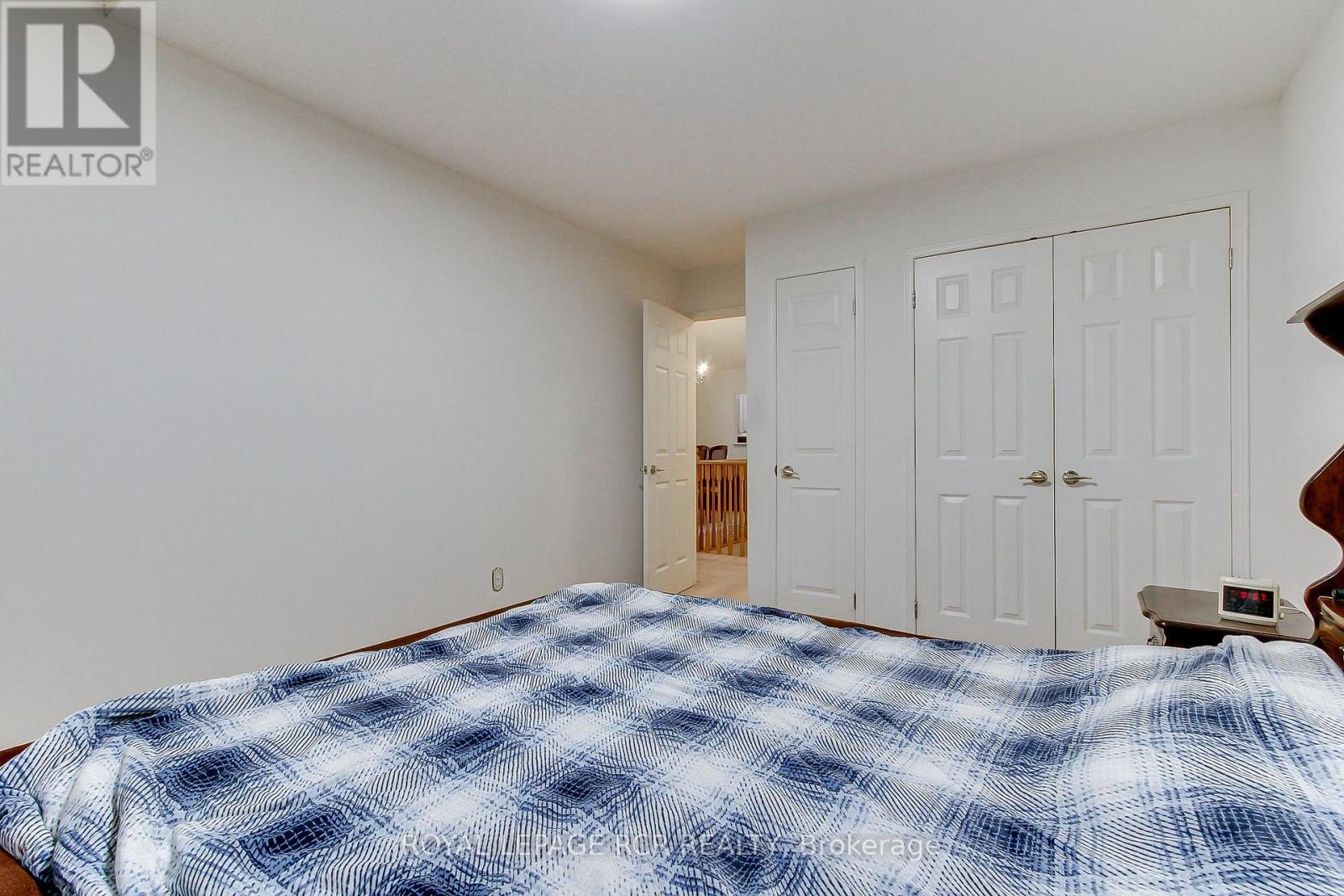 16 - 121 Green Briar Road Property Photo 21