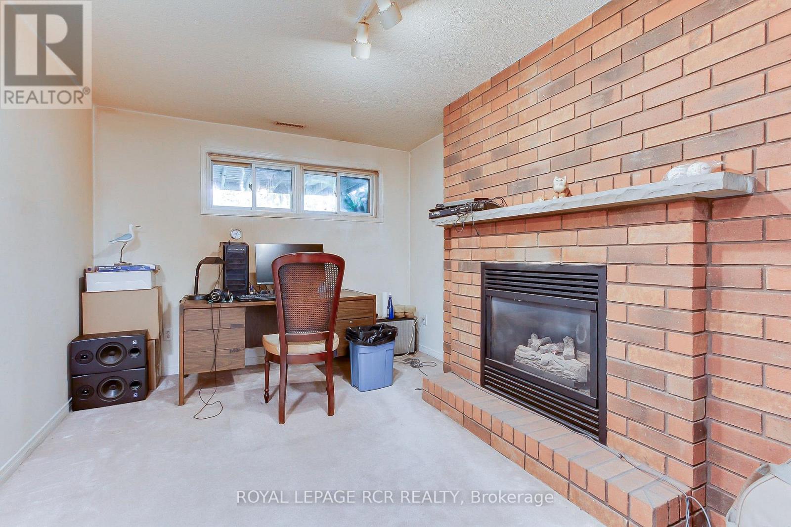 16 - 121 Green Briar Road Property Photo 25