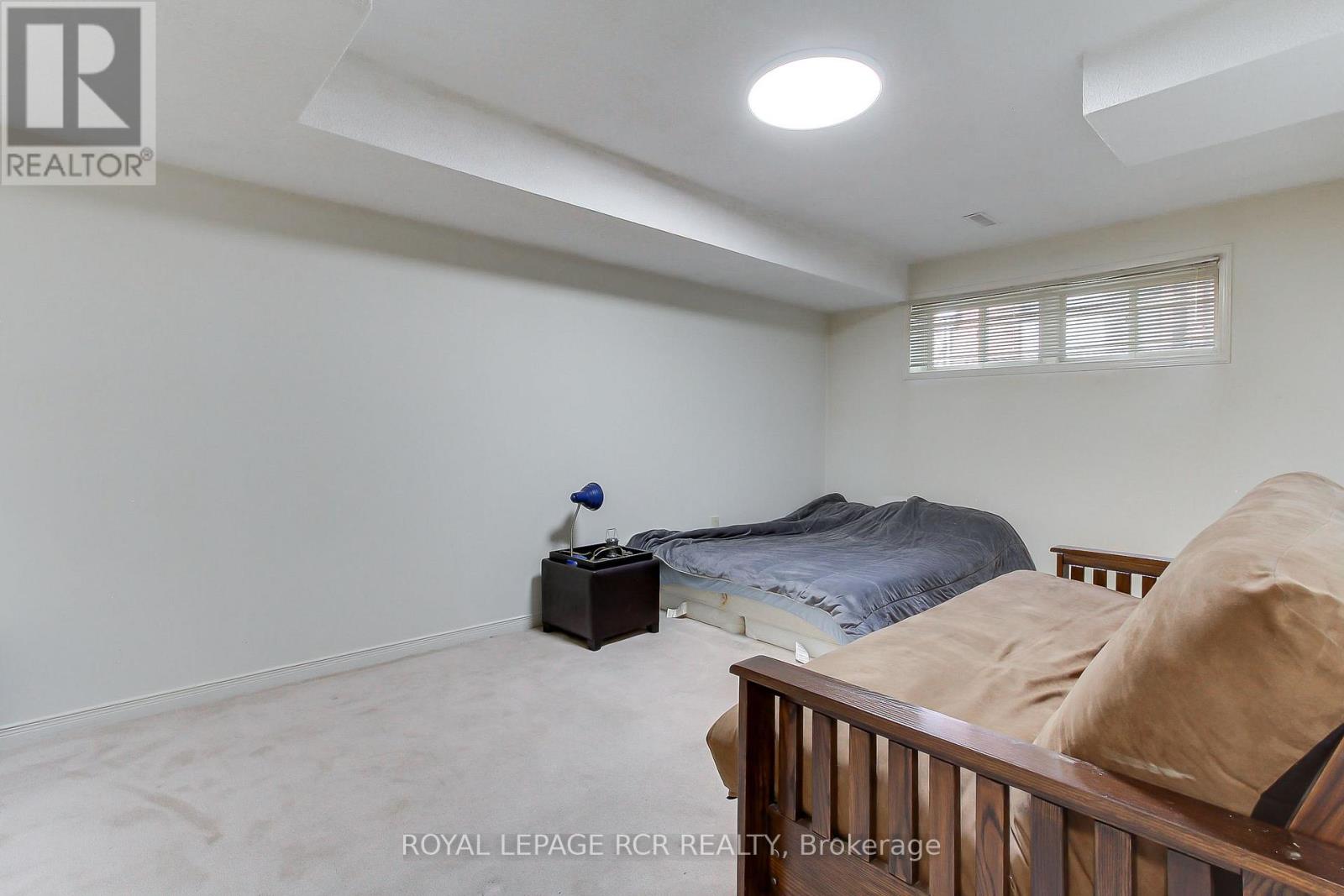 16 - 121 Green Briar Road Property Photo 26