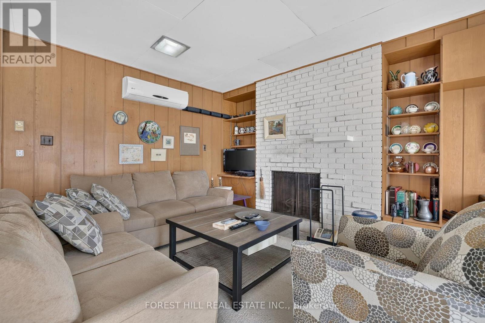 9 Tikvah Circle Property Photo 7