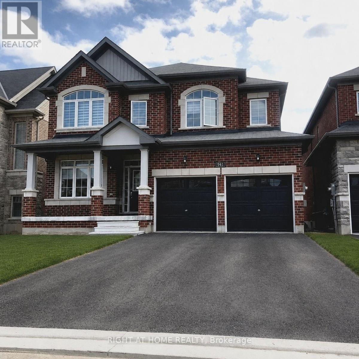 941 Wickham Road Property Photo 1