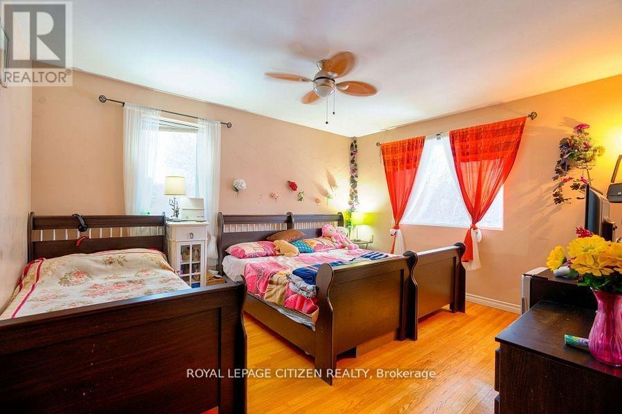 14835 Jane Street Property Photo 10