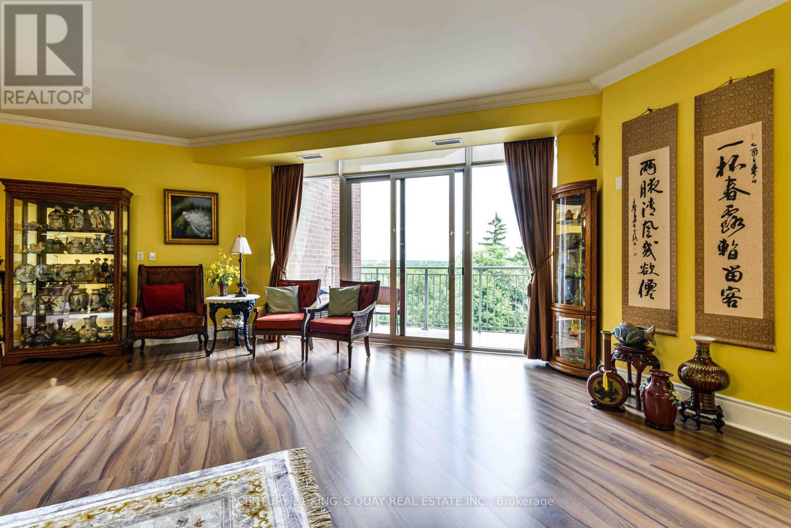 510 - 10101 Yonge Street Property Photo 5