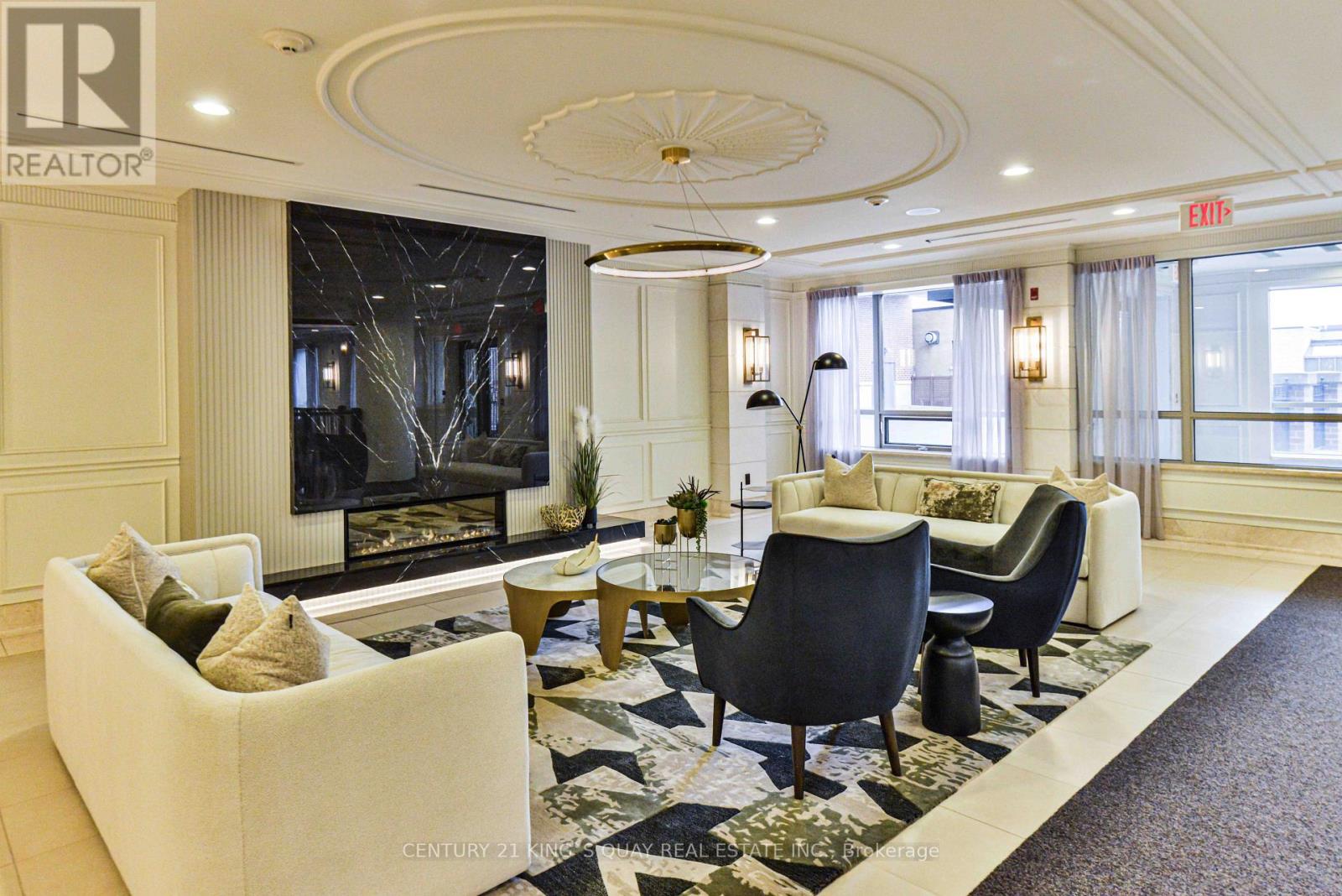510 - 10101 Yonge Street Property Photo 21