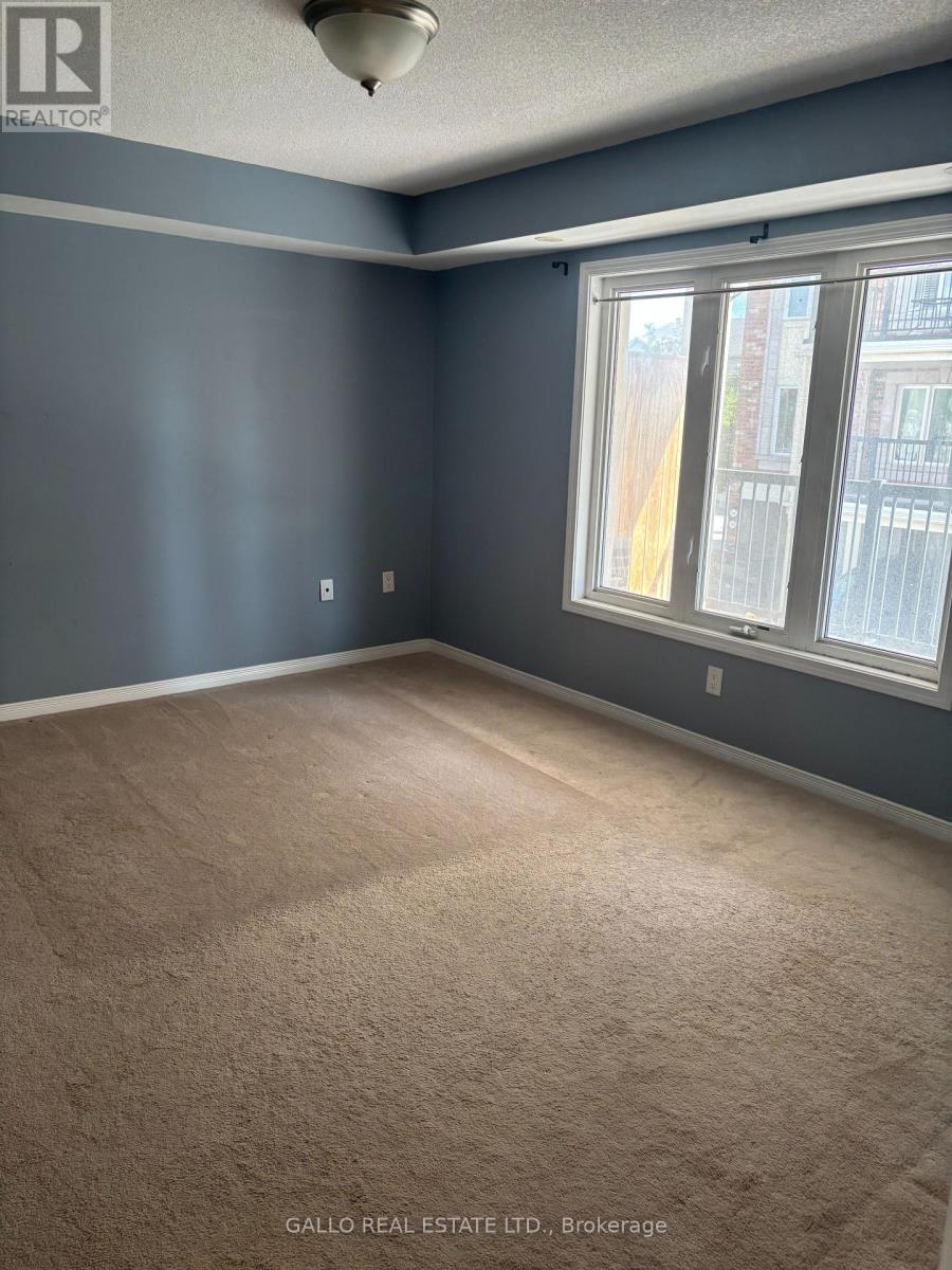 86 - 2245 Bur Oak Avenue Property Photo 14