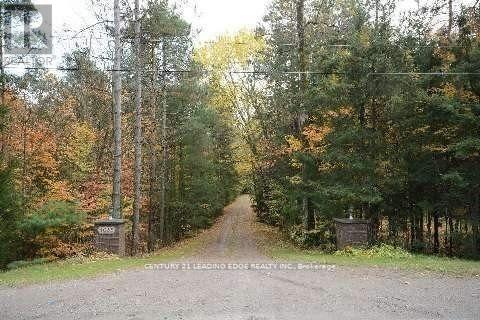 4035 Aurora Road Property Photo 6