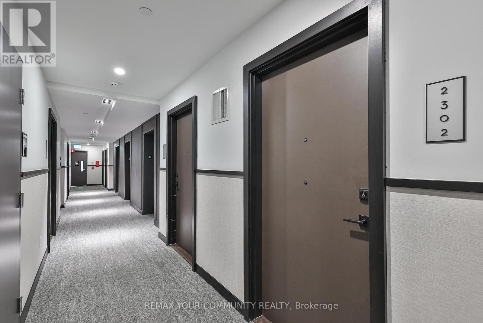 2302 - 474 Caldari Road Property Photo 9