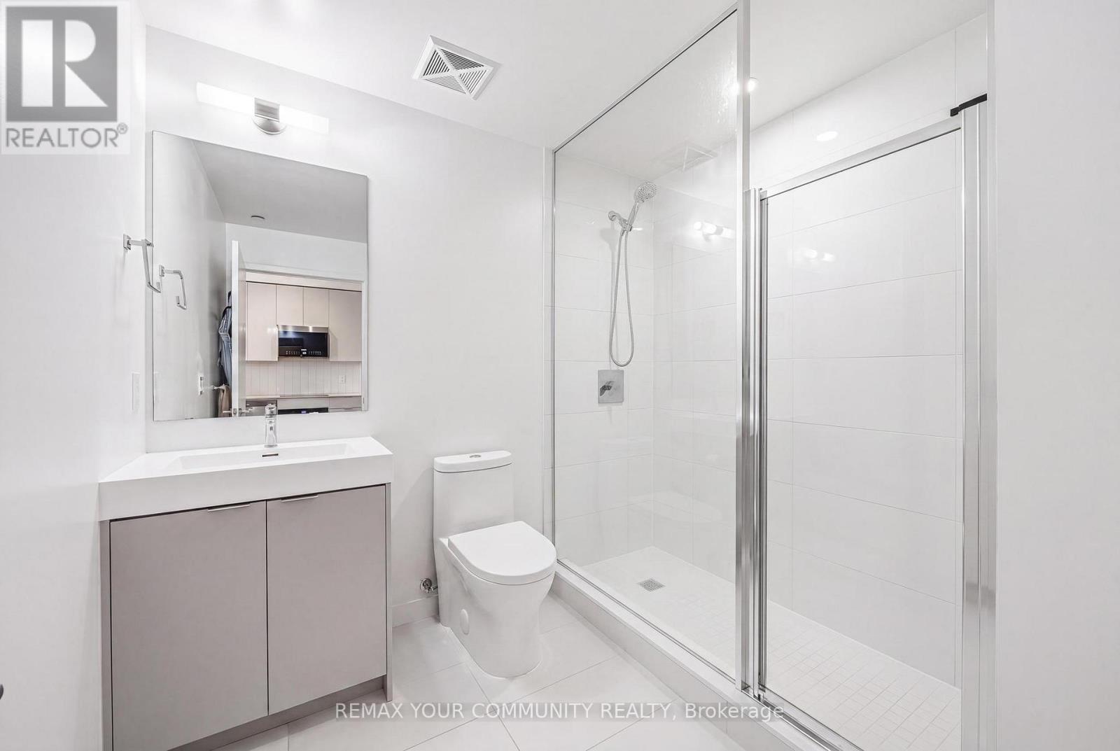 2302 - 474 Caldari Road Property Photo 20