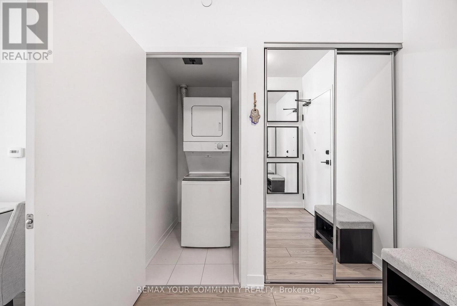 2302 - 474 Caldari Road Property Photo 21