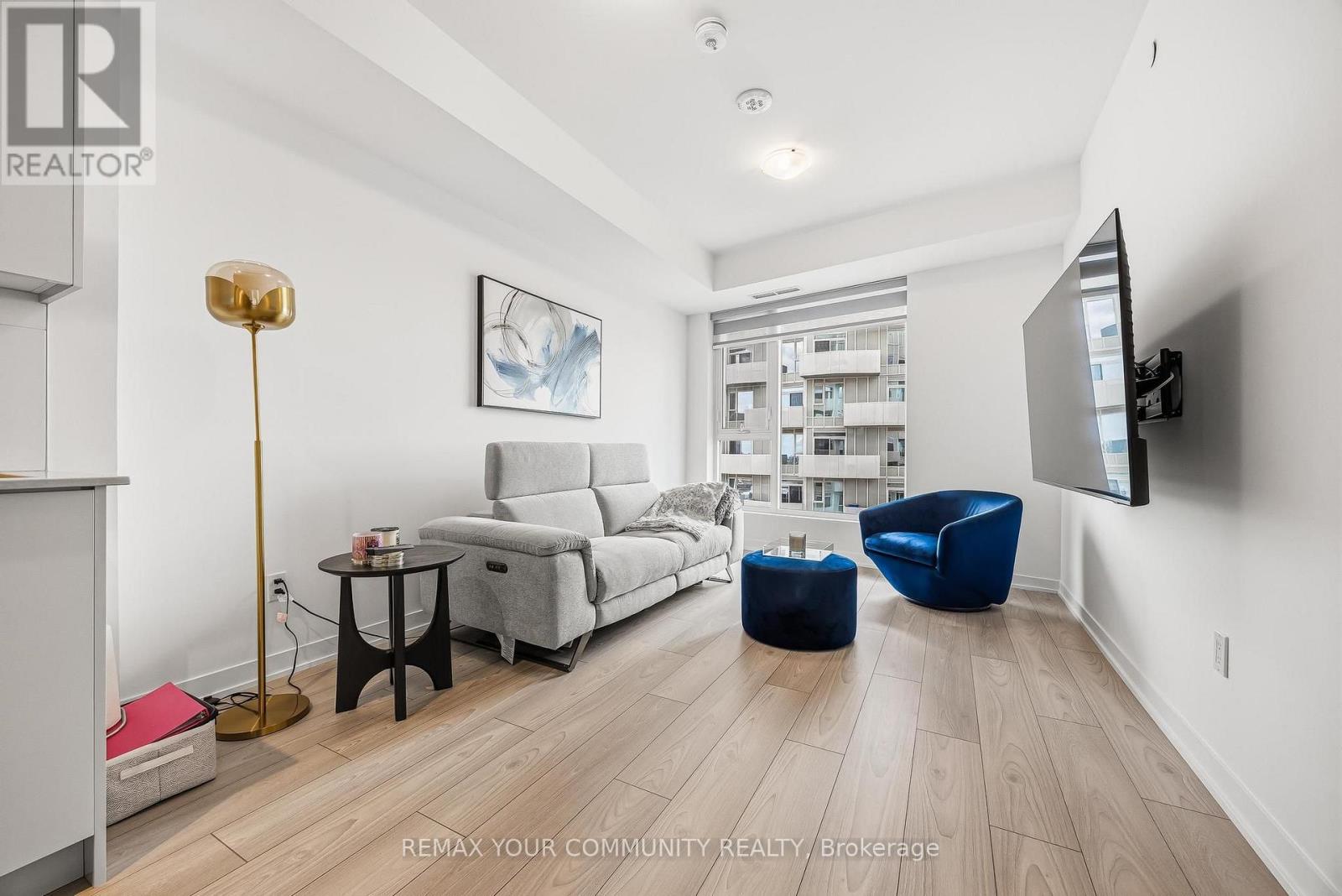2302 - 474 Caldari Road Property Photo 27