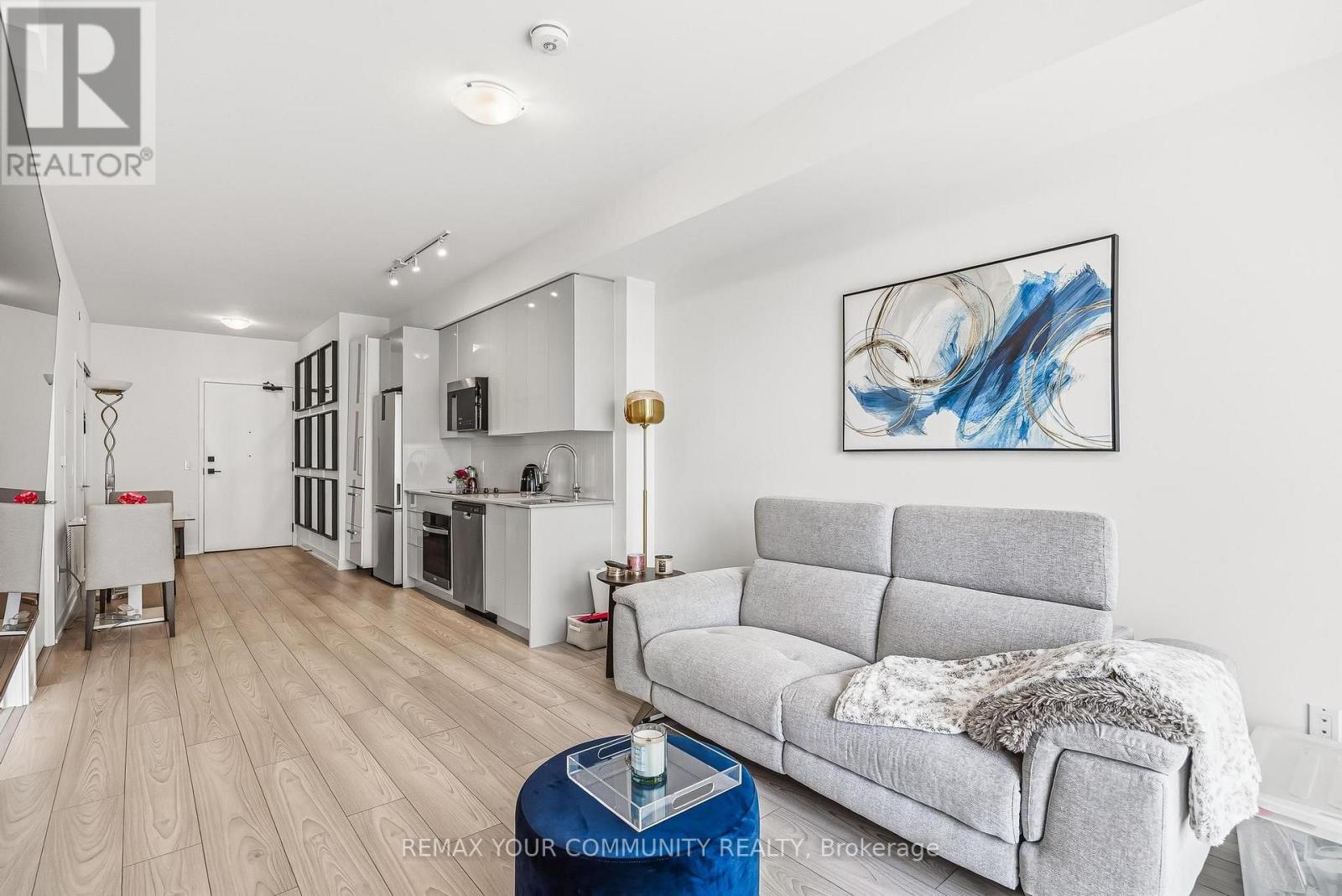 2302 - 474 Caldari Road Property Photo 28